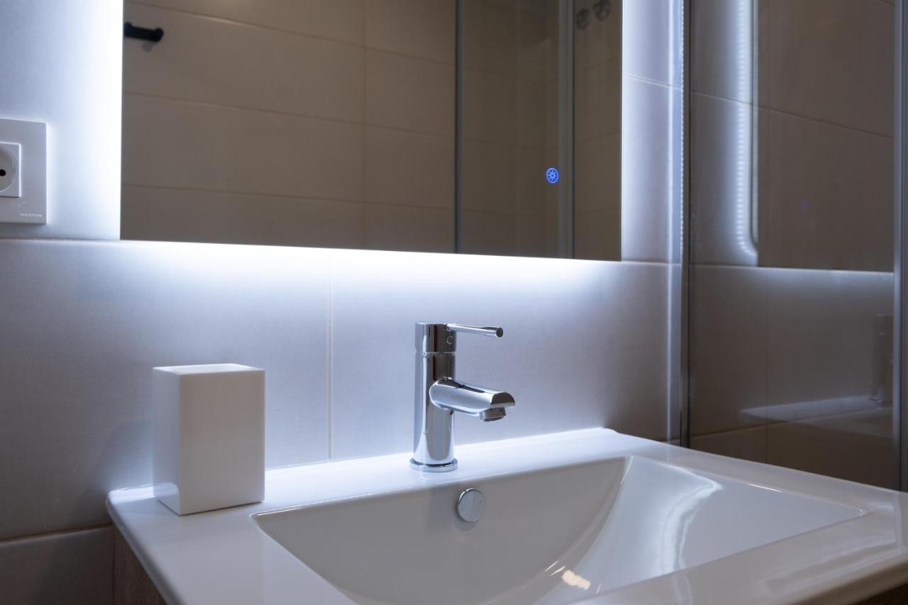 Victoria'S Home Modern And Cosy 2 Bedroom Apartment Malaga Ngoại thất bức ảnh
