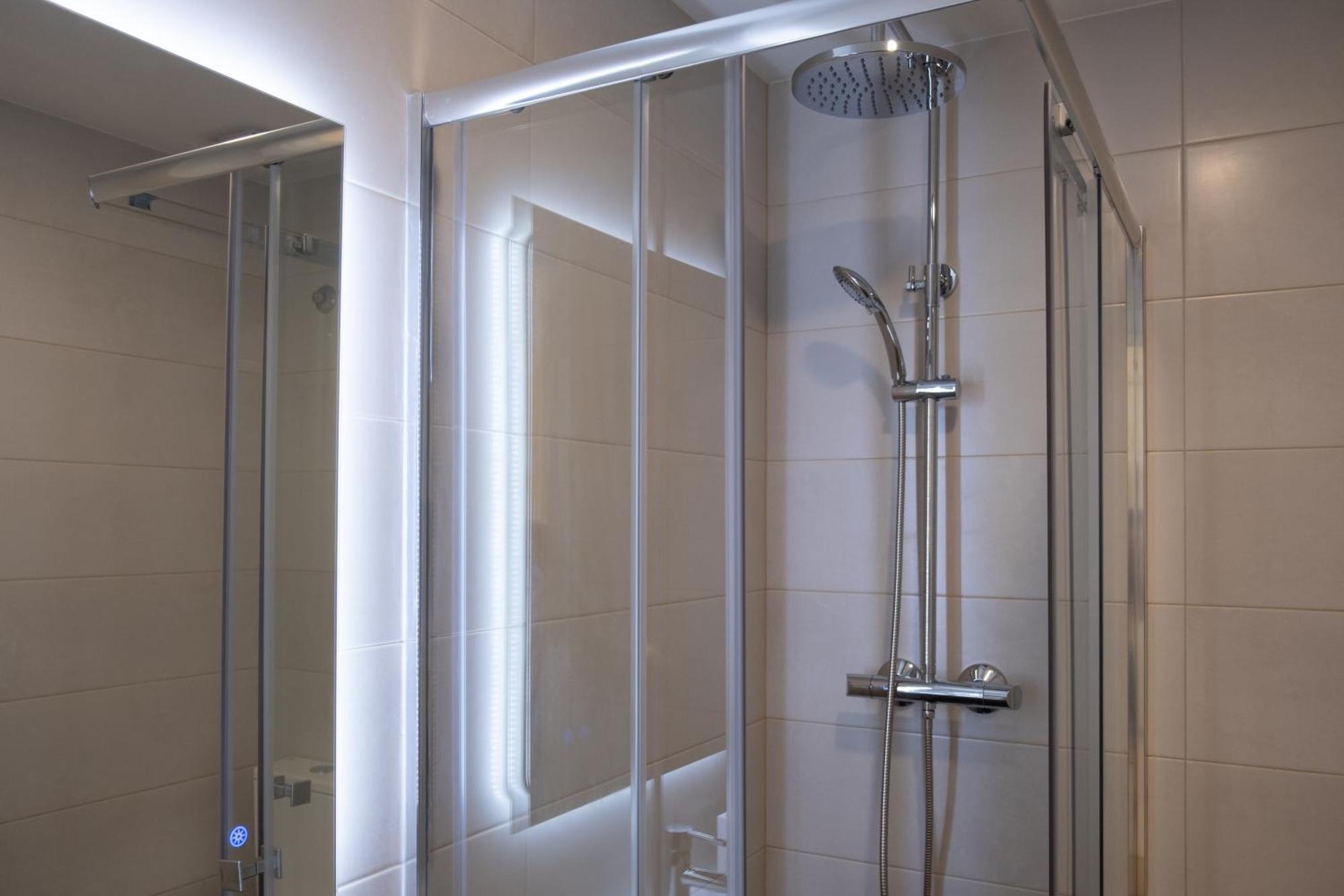 Victoria'S Home Modern And Cosy 2 Bedroom Apartment Malaga Ngoại thất bức ảnh